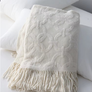 Bouclé Throw Blanket with Fringe – Cozy Textured Bed & Sofa Throw